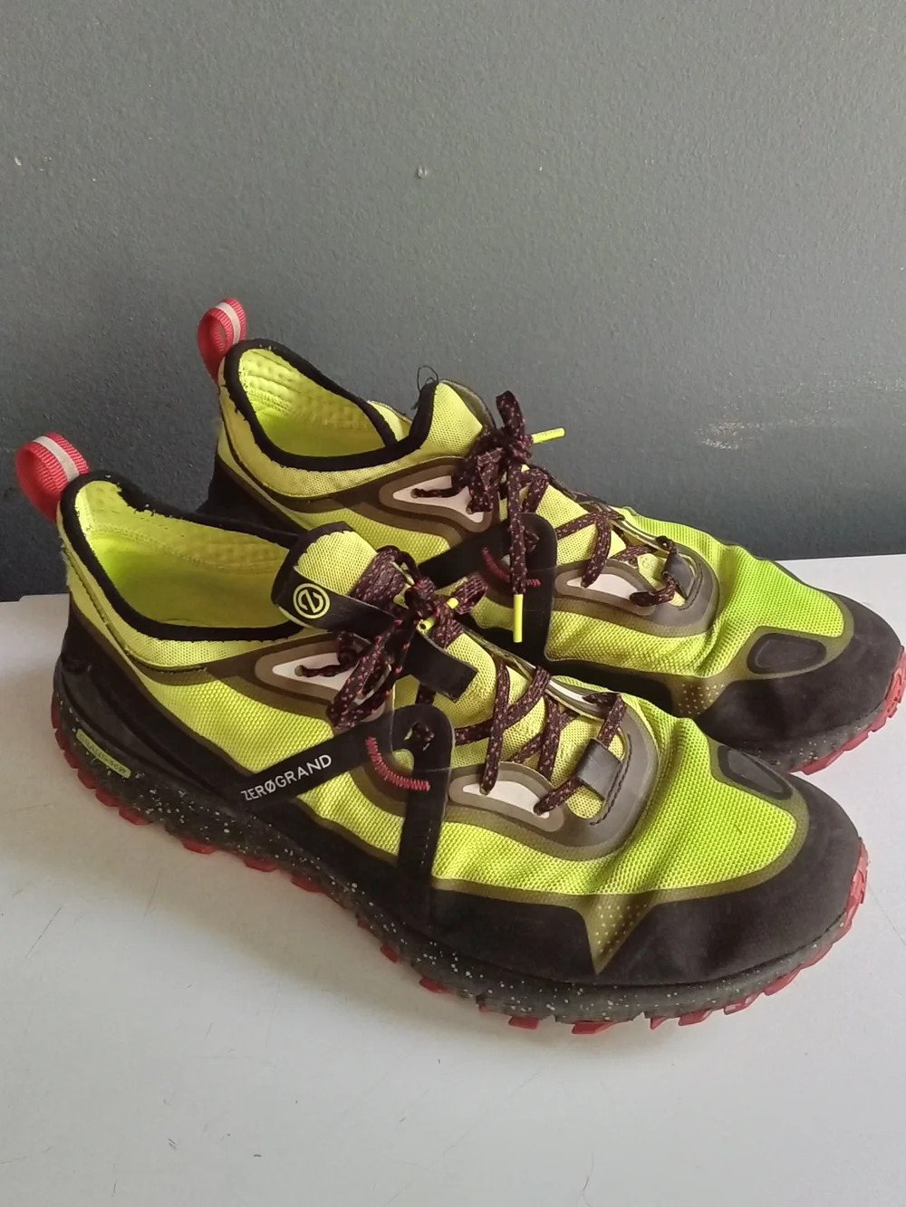 Cole Haan Zerogrand Outpace Neon Yellow Black Running Shoes Mens‎ C32106